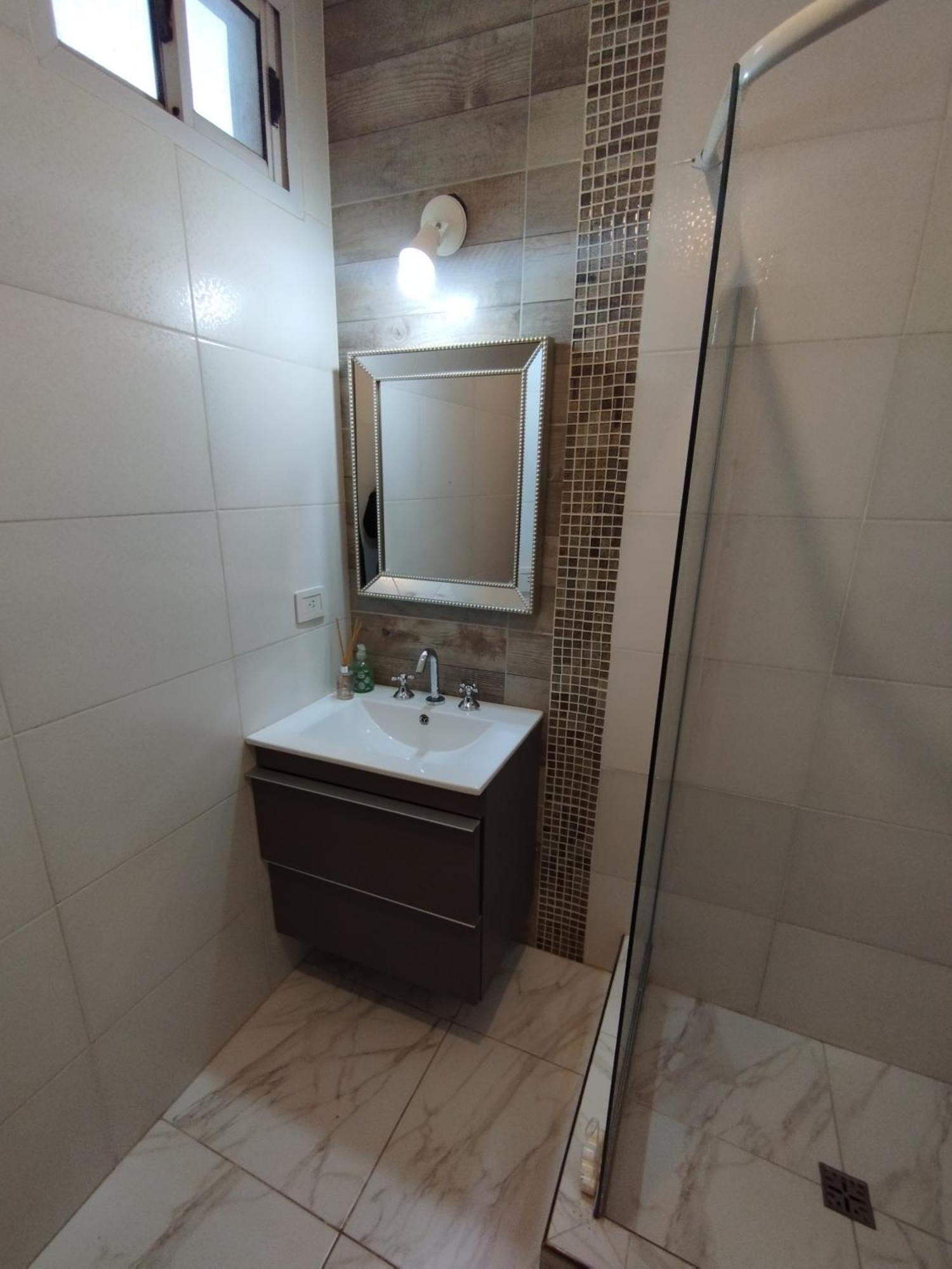 Apartamento Amplio Departamento En Devoto